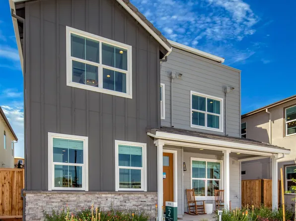 319 Flagship Dr, Napa, CA 94558