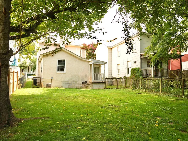 920 Anderson St — Photo 28