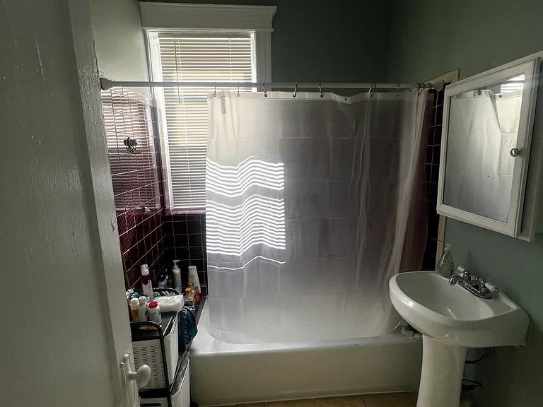 883 Huntington Ave — Photo 25