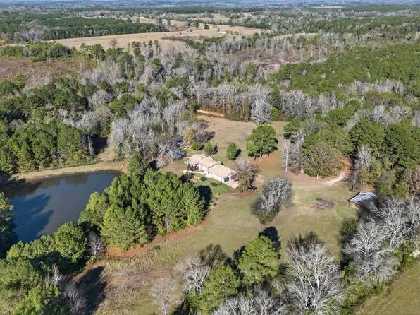 1018 County Road 4410, Reklaw, TX 75784