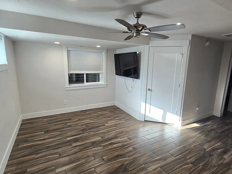 4108 S Madison Ave — Photo 13