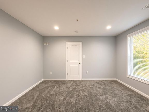 2nd image of 9600 Smithview Pl