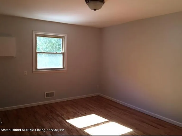 36 Maple Ct — Photo 6