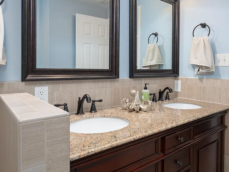 2105 Eagle View Dr #2 — Photo 16