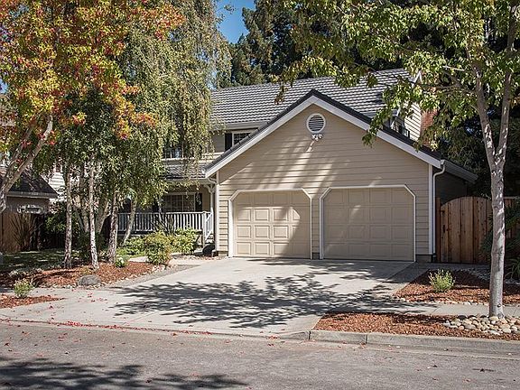 3rd image of 720 Glenborough Dr