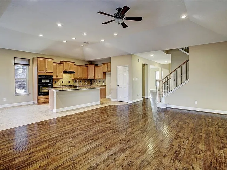 11022 Avery Oaks Ln — Photo 7