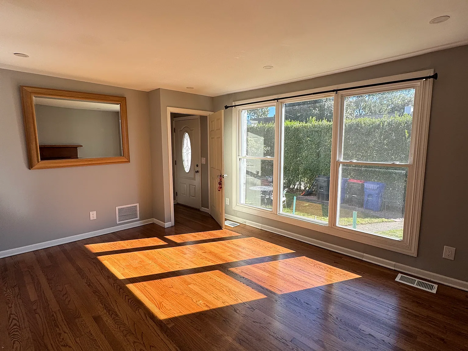 2 bed, $2,850 — Photo 4