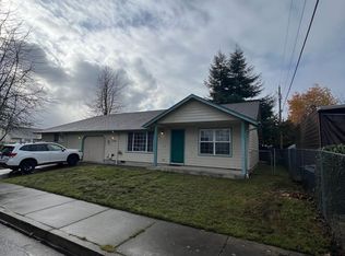 2144 N 20th St, Springfield, OR 97477