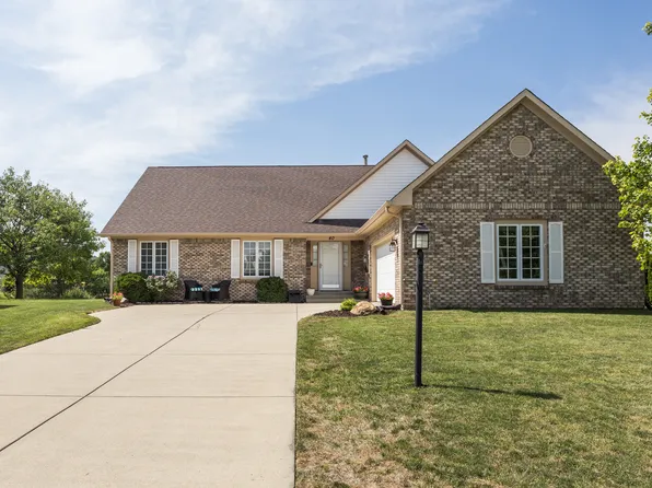 40 E Bloomfield Ln, Westfield, IN 46074