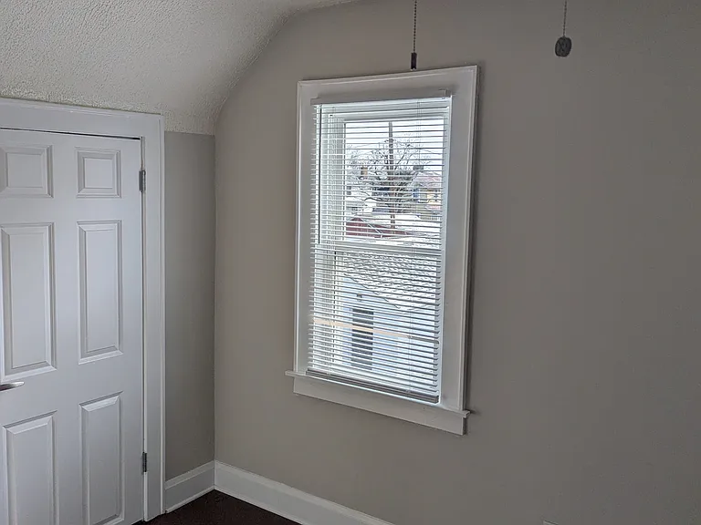 190 Nashoba Ave — Photo 12