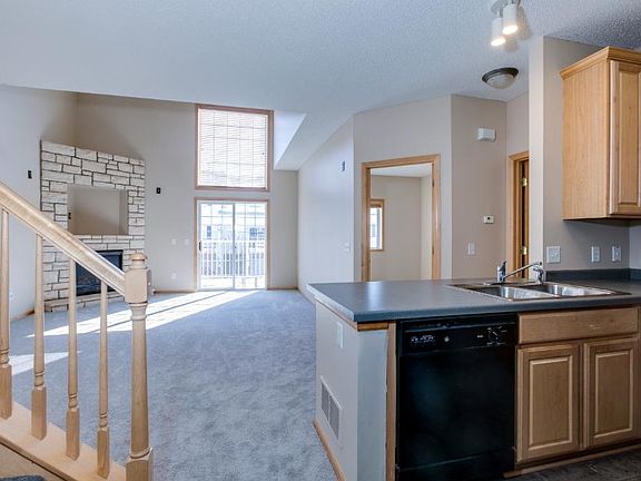 2nd image of 6752 Pine Crest Trl S