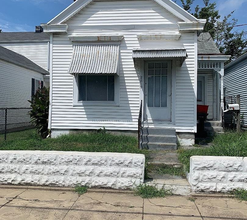 1st image of 2819 Slevin St