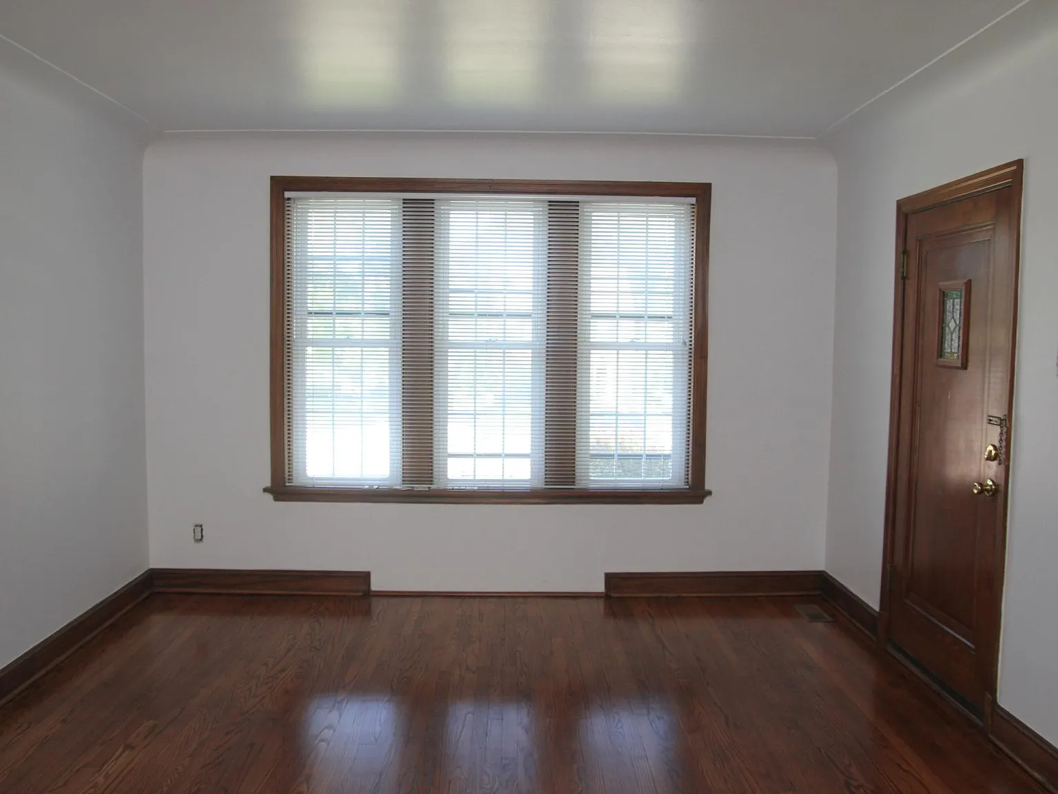 2 bed, 1185 sqft, $1,495 — Photo 3