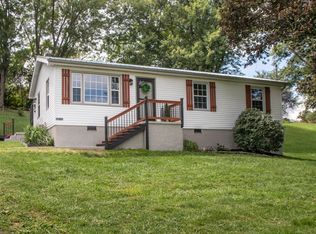 18698 Benhams Rd, Bristol, VA 24202