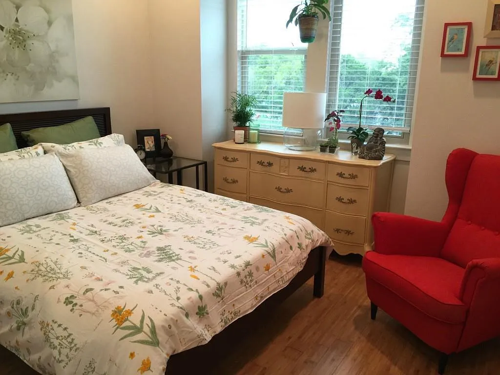 3 bed, 2.5 bath, 1540 sqft, $2,200 — Photo 4