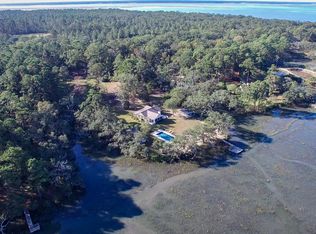 6960 Bears Bluff Rd, Wadmalaw Island, SC 29487
