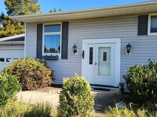 39786 Overlook Knolls Rd, Lovettsville, VA 20180