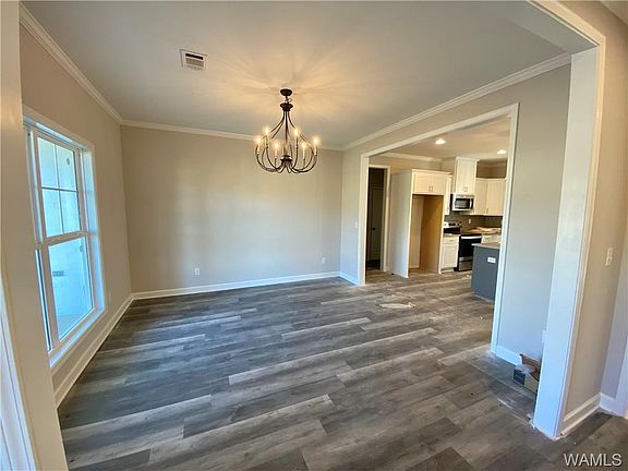 3rd image of 1724 Sweetgum Cir #35
