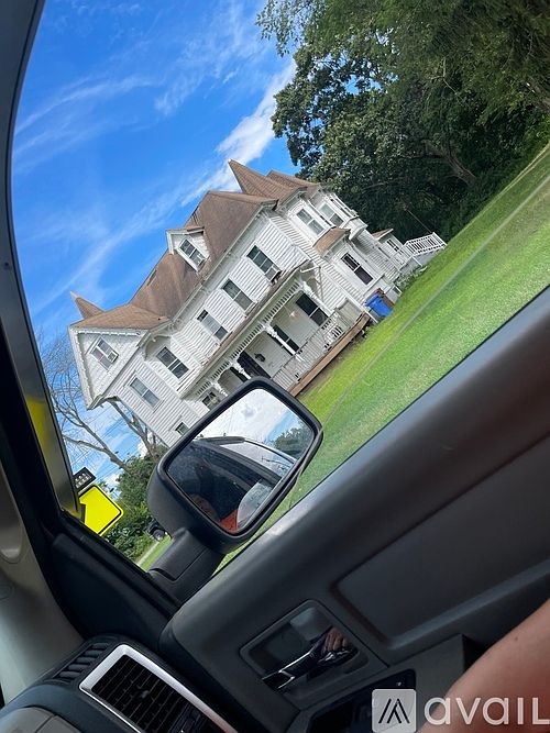 2nd image of 1800 Kings Hwy #1