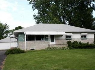 6424 June Ave N, Brooklyn Center, MN 55429