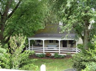 60 Kennedy Ln, Mc Kees Rocks, PA 15136