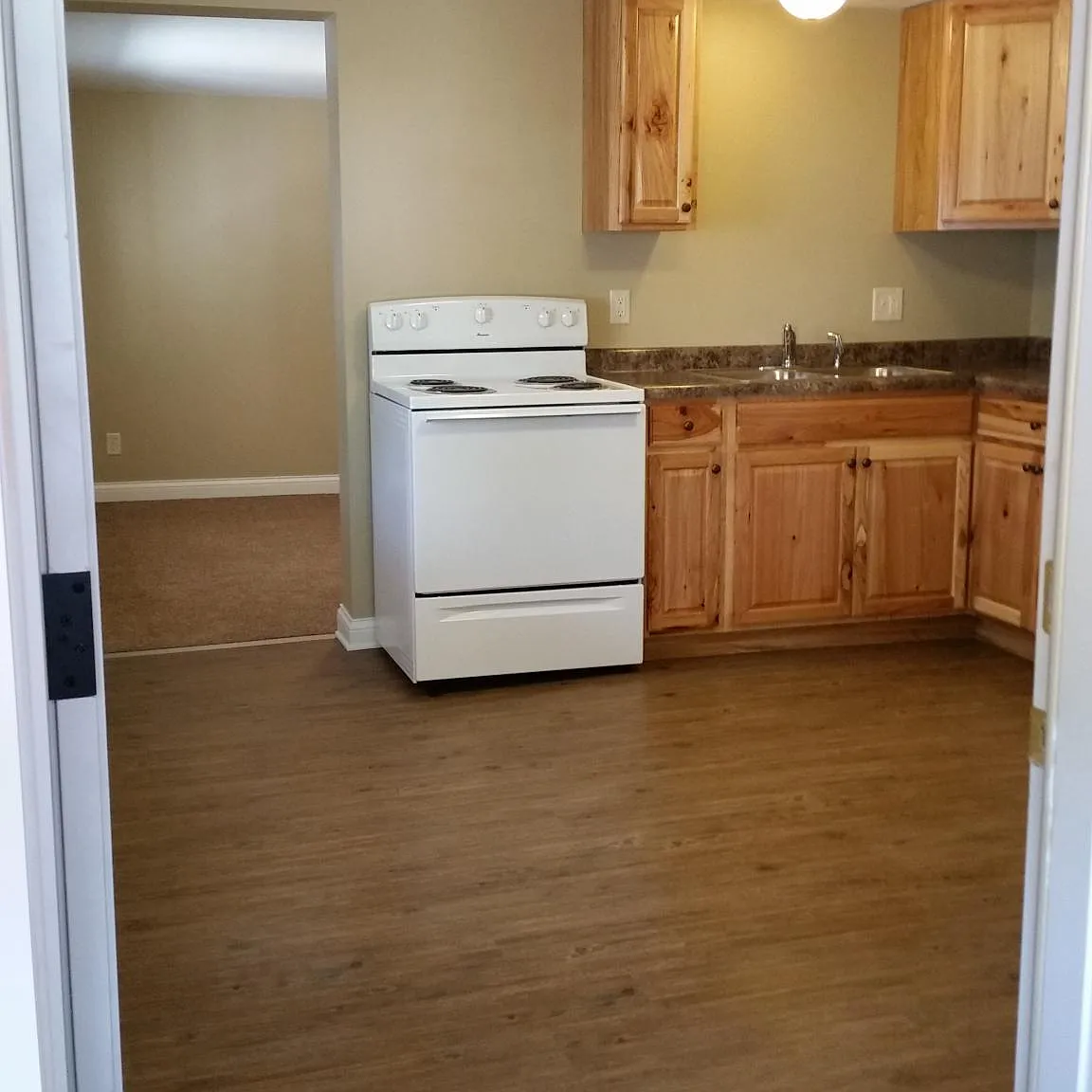1 bed, 600 sqft, $950 — Photo 1