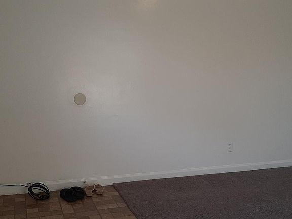 3rd image of 253 S Lee Ave #3