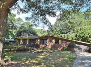 1141 Greenbriar Cir, Decatur, GA 30033