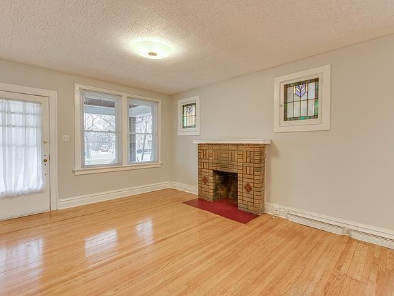 4th image of 129 Emerling Dr