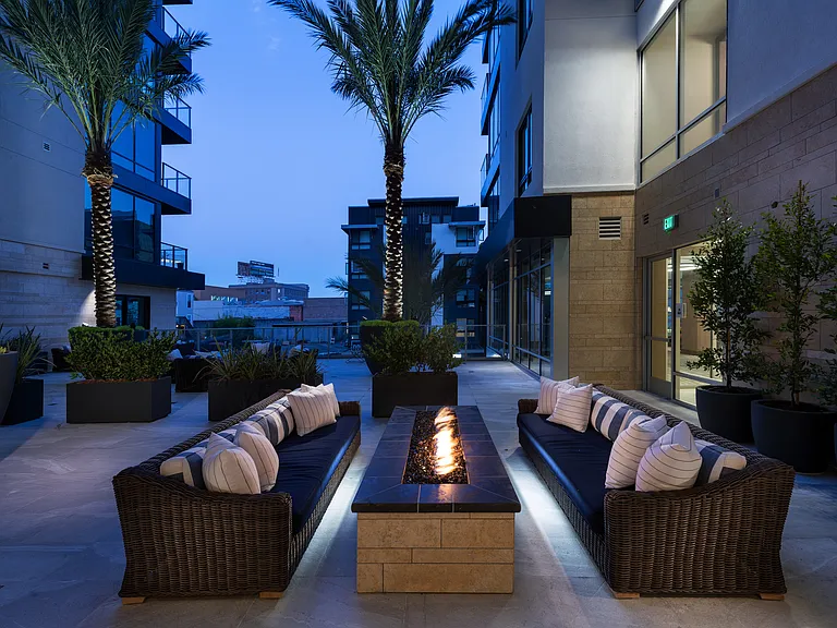 Outdoor Fire-Pit