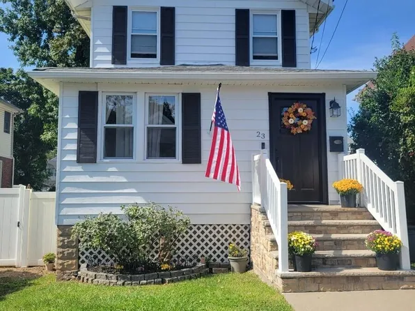 23 Presley St, Staten Island, NY 10308