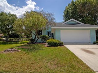 1001 Lake Avoca Dr, Tarpon Springs, FL 34689