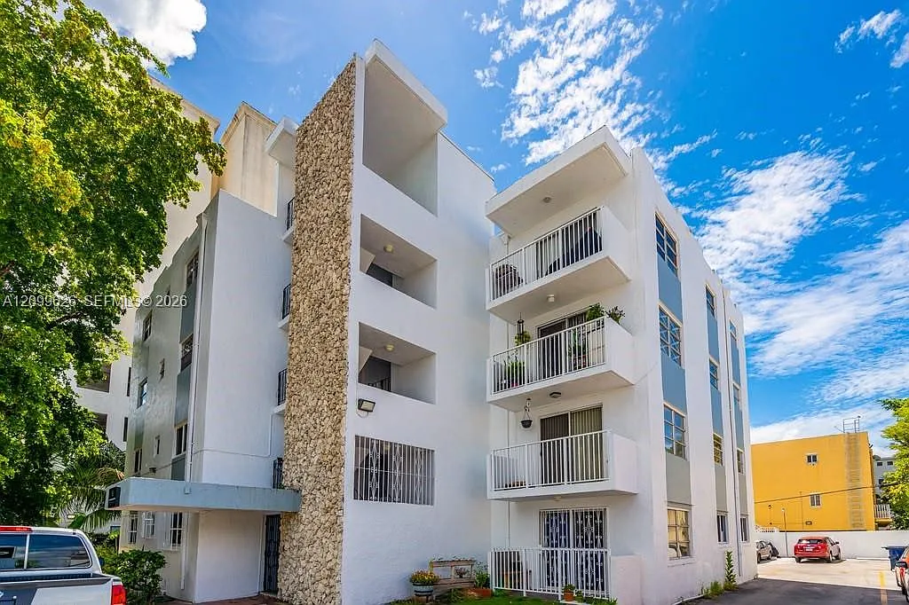 El Rio Condo — Photo 2