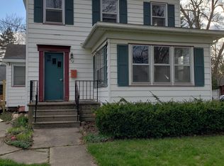 418 E Scott St, Grand Ledge, MI 48837