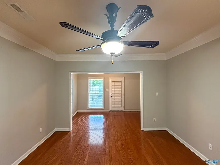 2410 Brookline Ct SW — Photo 18