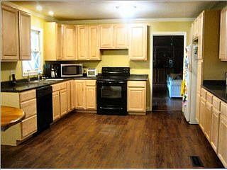 3rd image of 104 Arcadia Dr