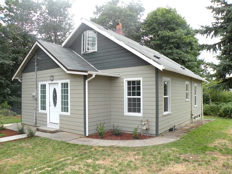 1st image of 2715 59th Ave NE
