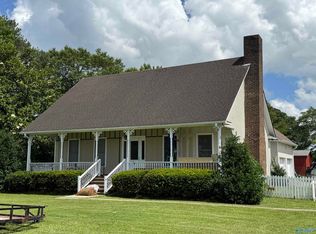 102 W Lane St, Albertville, AL 35950