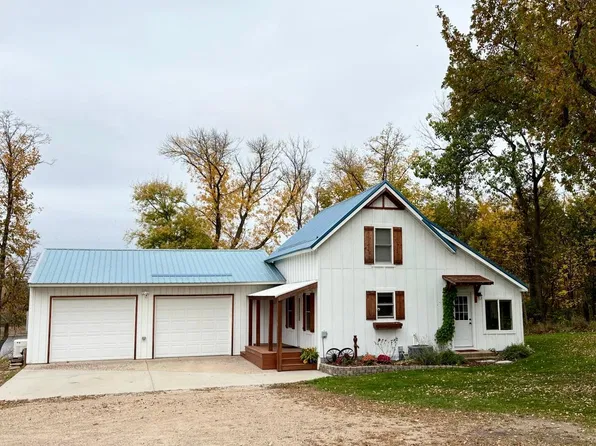 47140 374th Ave, Frazee, MN 56544