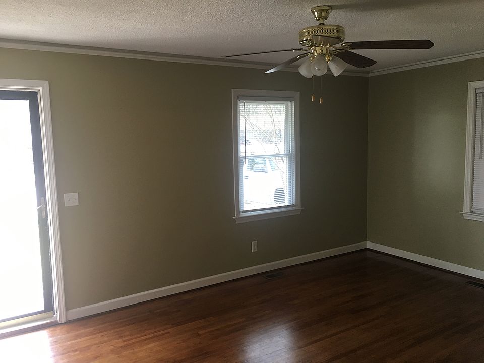 1st image of 2141 Woodfield Dr