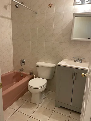 Rented by Metropolis International Realty Inc. | media 6