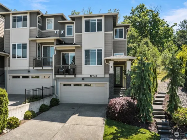 20702 93rd Place S #1, Kent, WA 98031