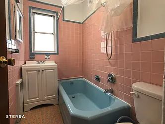 Rented by Sterea Agency