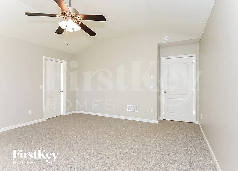 307 White Oak Way — Photo 10