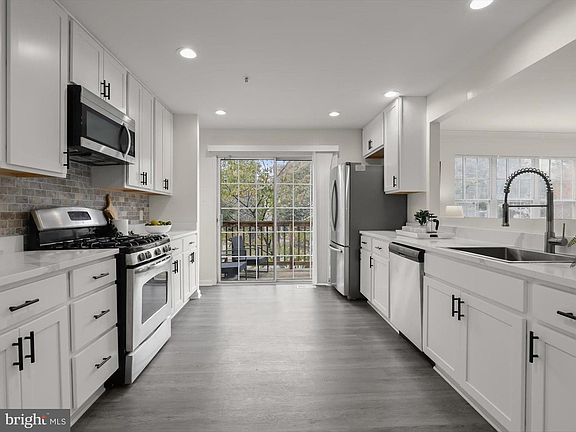 4th image of 8606 Side Saddle Ct #8606