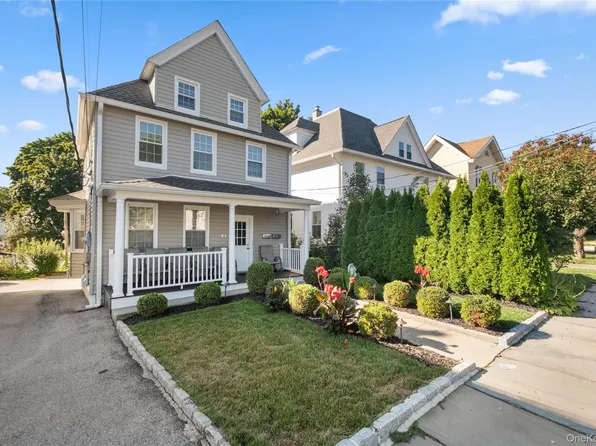 44 Robertson Ave, White Plains, NY 10606