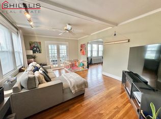 85 Templeton Pkwy #1, Watertown, MA 02472