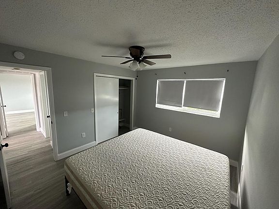 4th image of 4050 4th St N APT 316