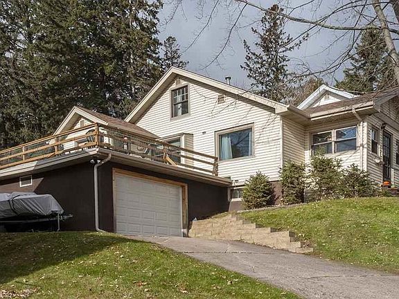 2nd image of 1425 N 9th Ave E