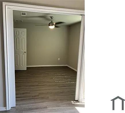 6108 Abrams Rd — Photo 3